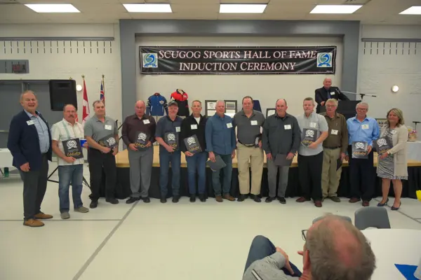 group receiving their awards